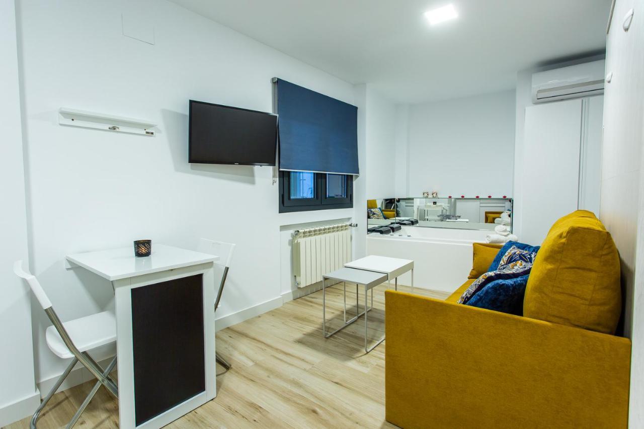 Apartamentos Hervas Suites Exterior foto
